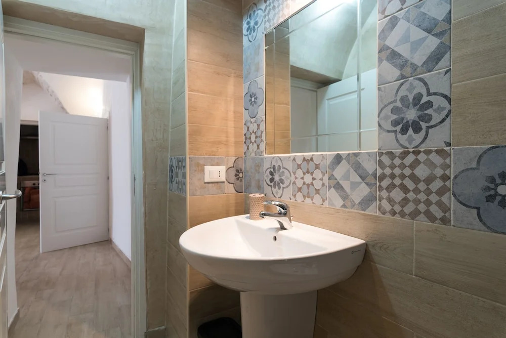 La Bianca Suite