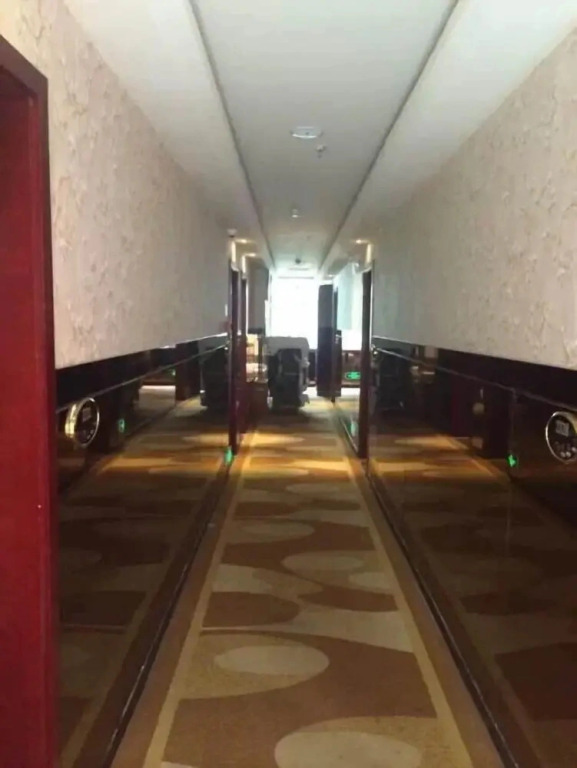 Jinzhi Hotel