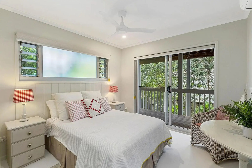 Enterprise St Prestigious Home with Breathtaking Views