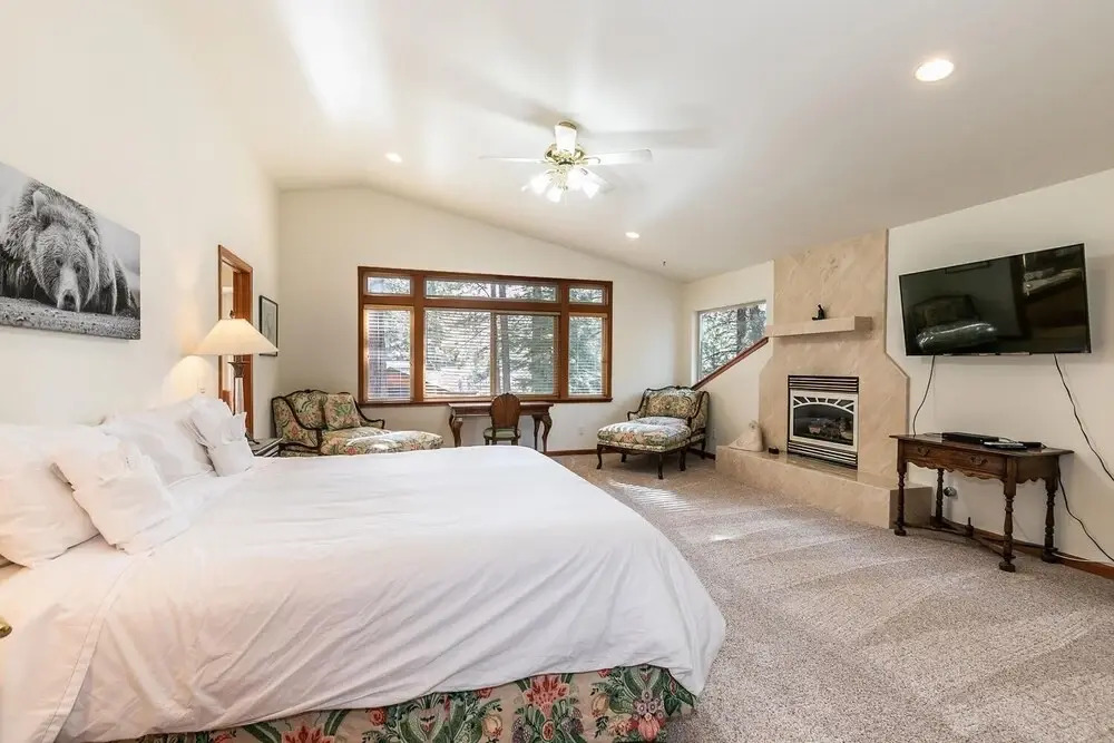 Silver Rock Lodge 5 Bedroom Home