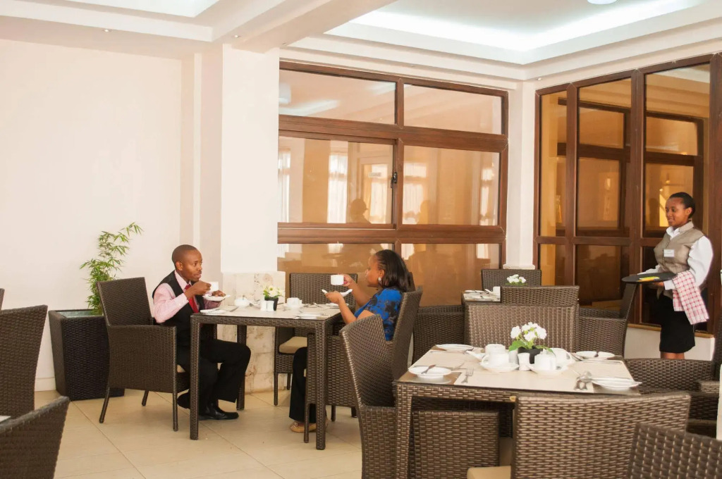 Emeli Hotel
