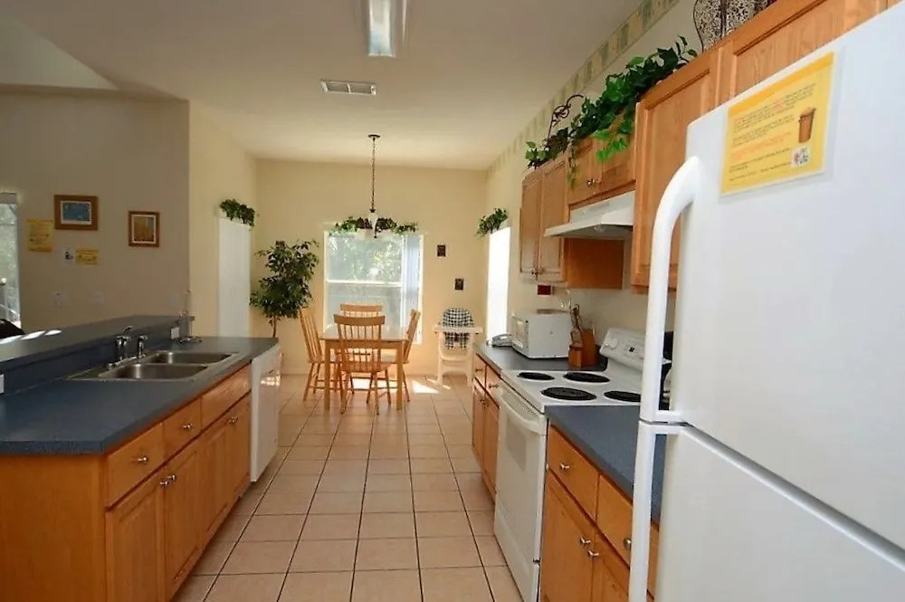 Cumbrian Lakes 4666 - Five Bedroom Villa with Private Pool