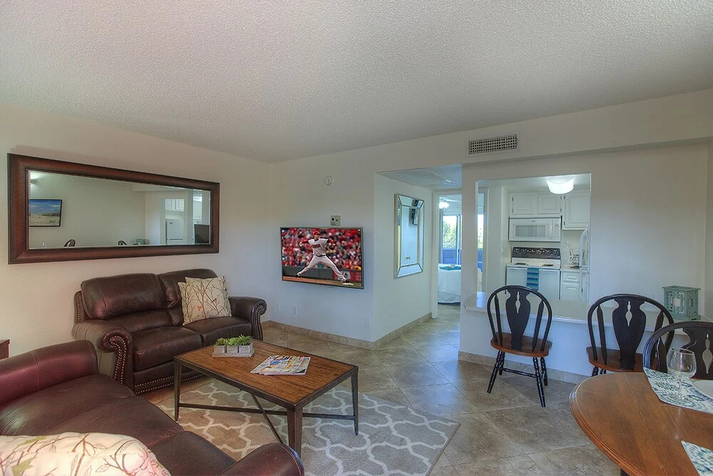 201 Fully Furnished with WiFi by RedAwning