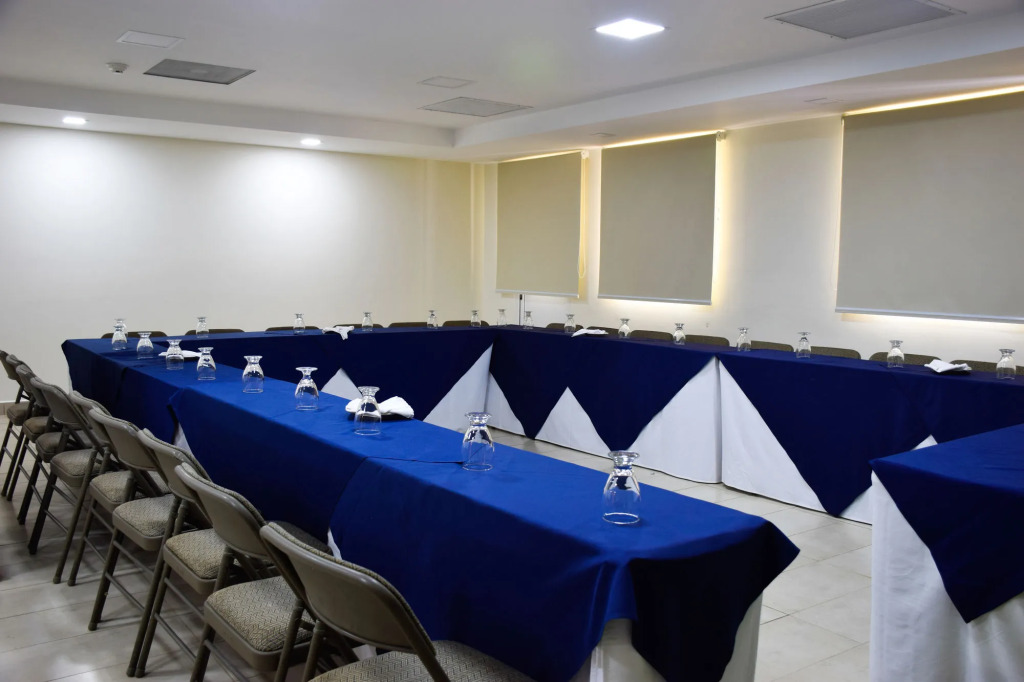 Hotel Gardenia Inn