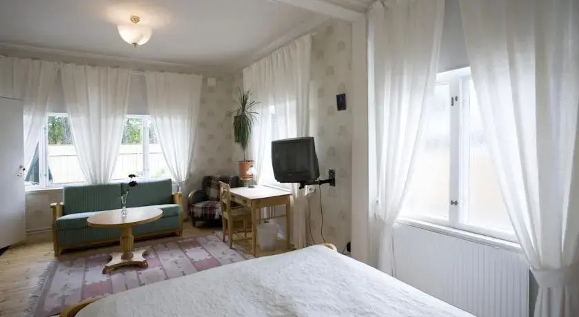 Västra Station B&B