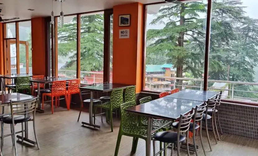 XooStays Amayra Inn Bhagsunag