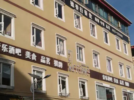 Taide Hotel