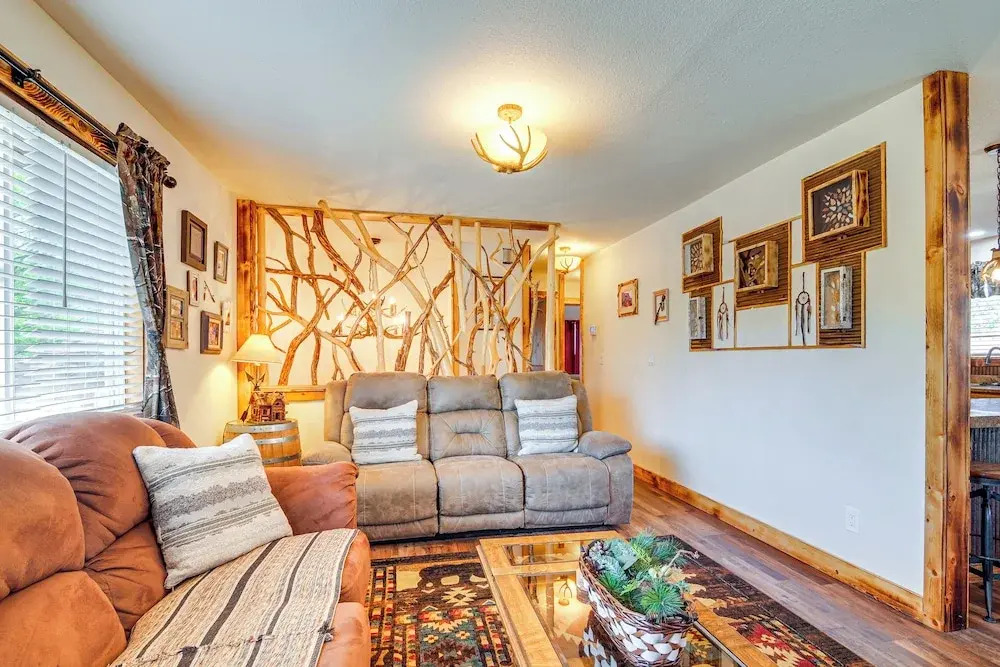 'will's Place' Utah Family Getaway: Hot Tub & Yard