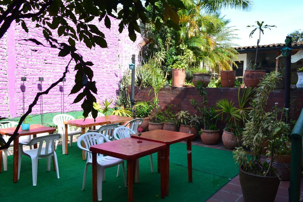 Hostal Pajara Pinta