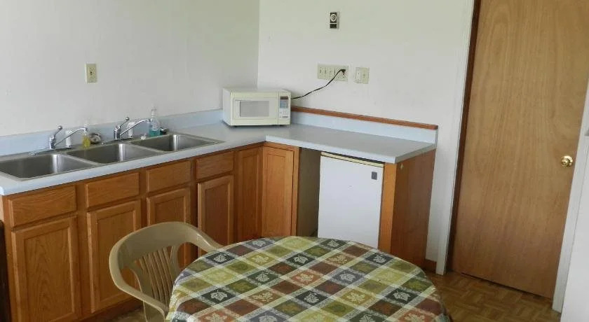 Hermann Motel