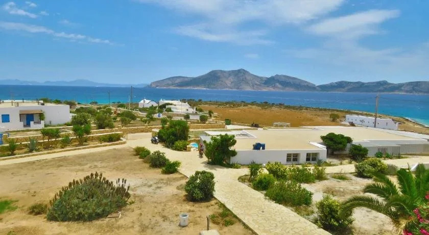Paradise Hotel