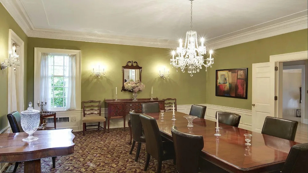 Luxury Georgian Mansion