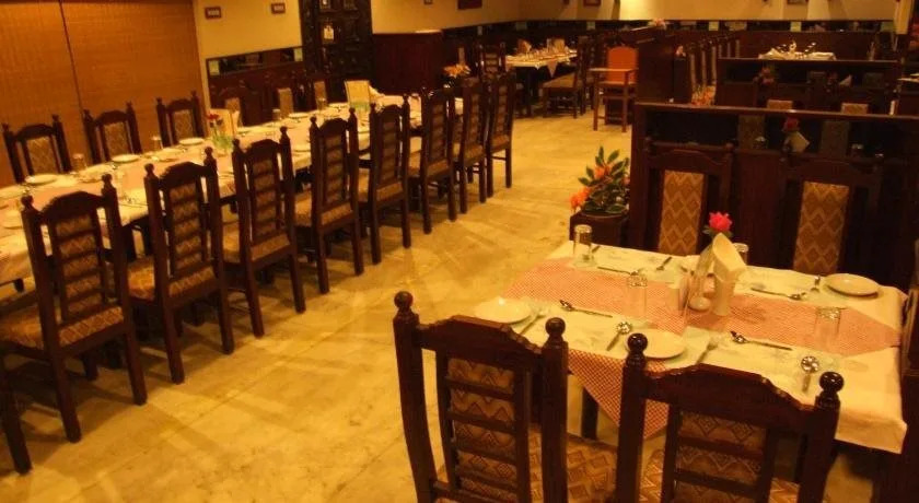 Hotel Saradharam