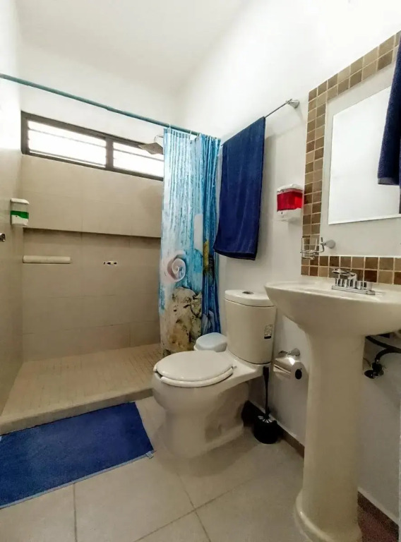 Casa en privada con alberca, Excelente para vacaciones y descanso