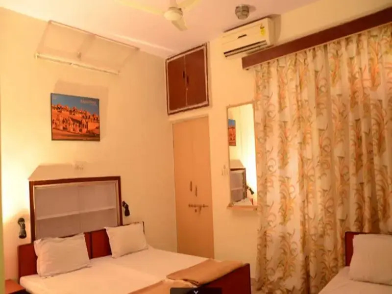 Laxmi Niwas Guest House