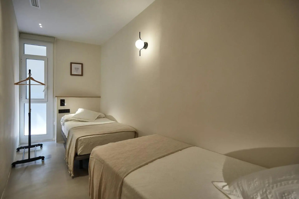 Ella Hostel Ramblas