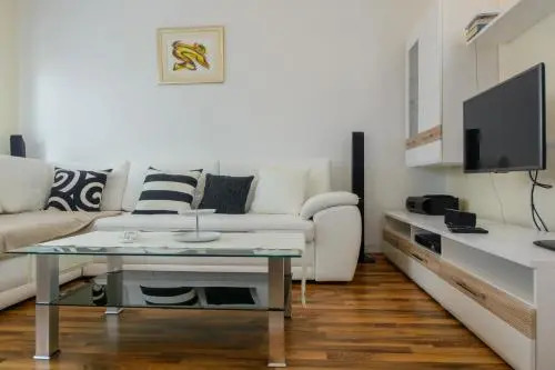 Apartment Era