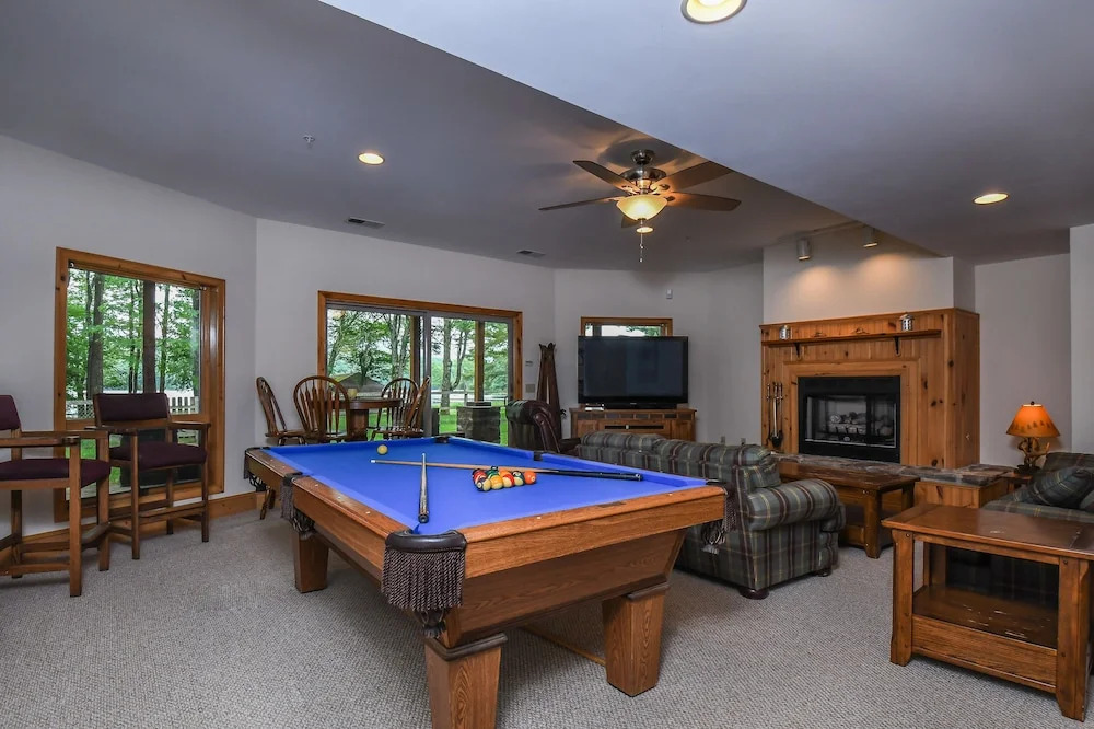 Paradise at Deep Creek 7 Bedroom House