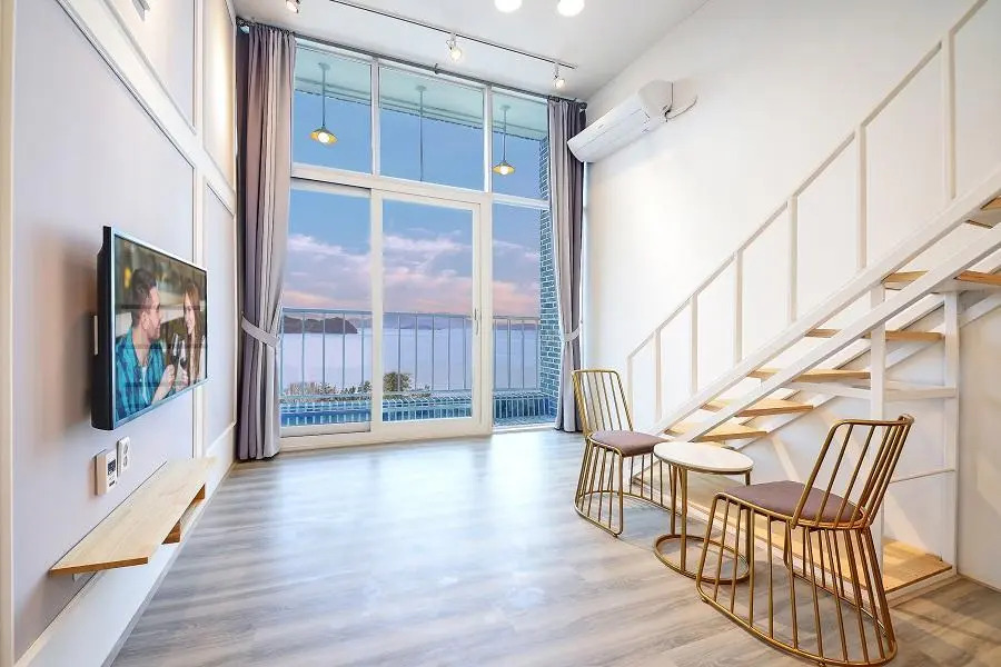 Yeosu Nangman J Plus Pension