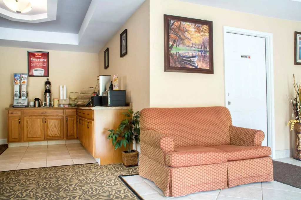 Econo Lodge Hotel Bradford