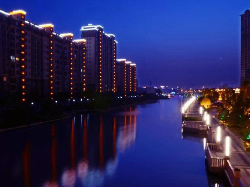 Sunshine Peninsula Jinsha Hotel