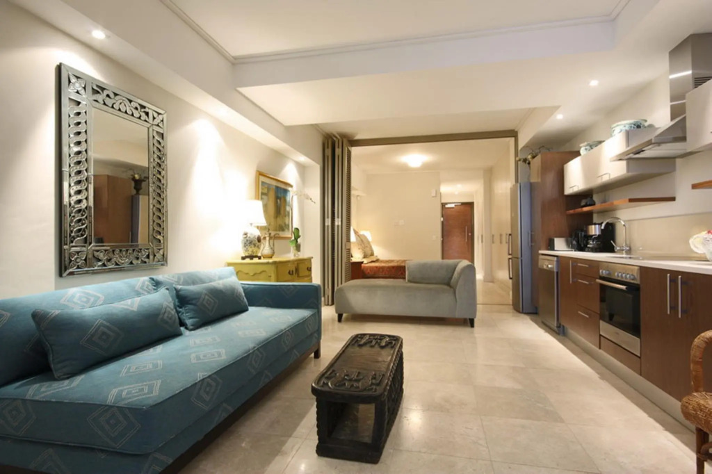 CQ    702 Canal Quays Apartment