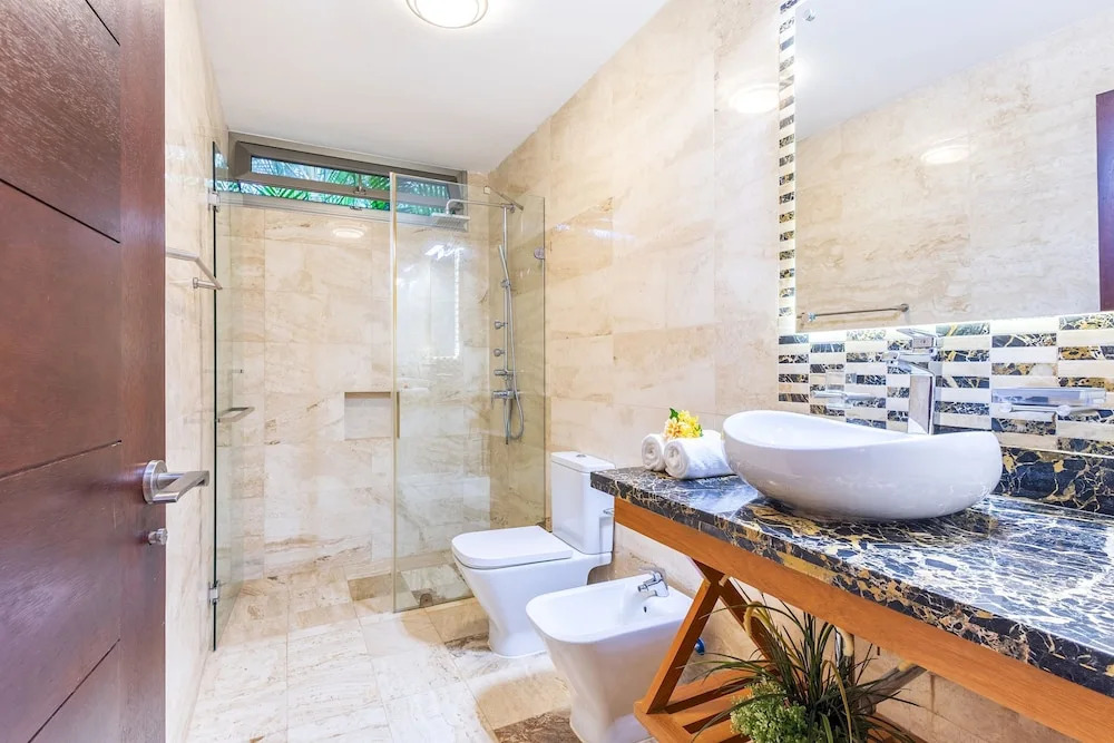 Villa Desiree 5BR Cocotal Luxury Villa Pool Maid
