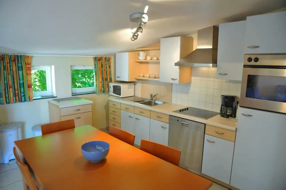 Holiday Home in Noiseux With Private Hot Tub