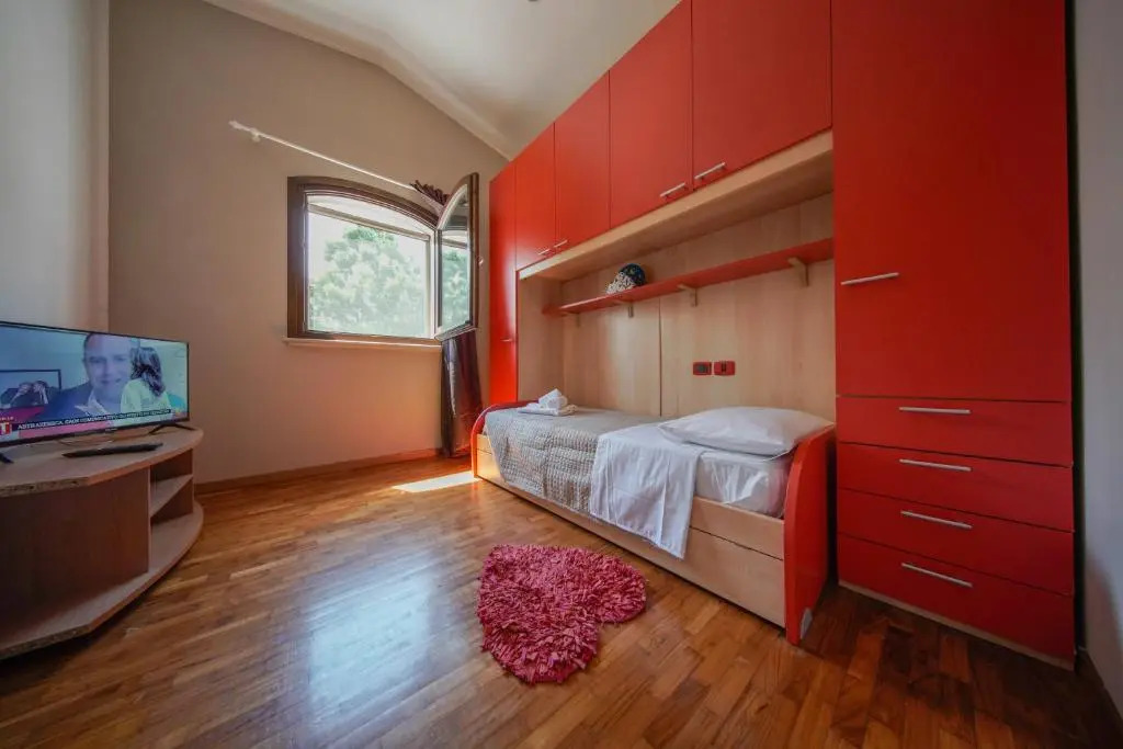 CHEZ BARNIE favoloso appartamento privato in villa