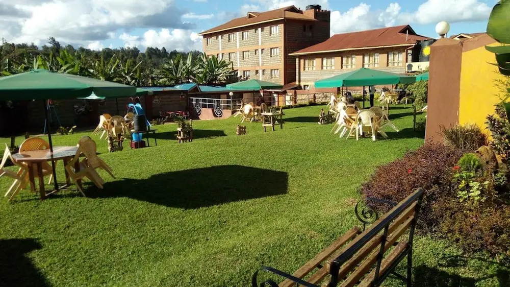 Palmdew Highland Hotel