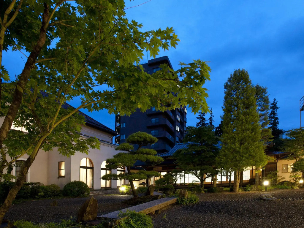 Suwako Hotel