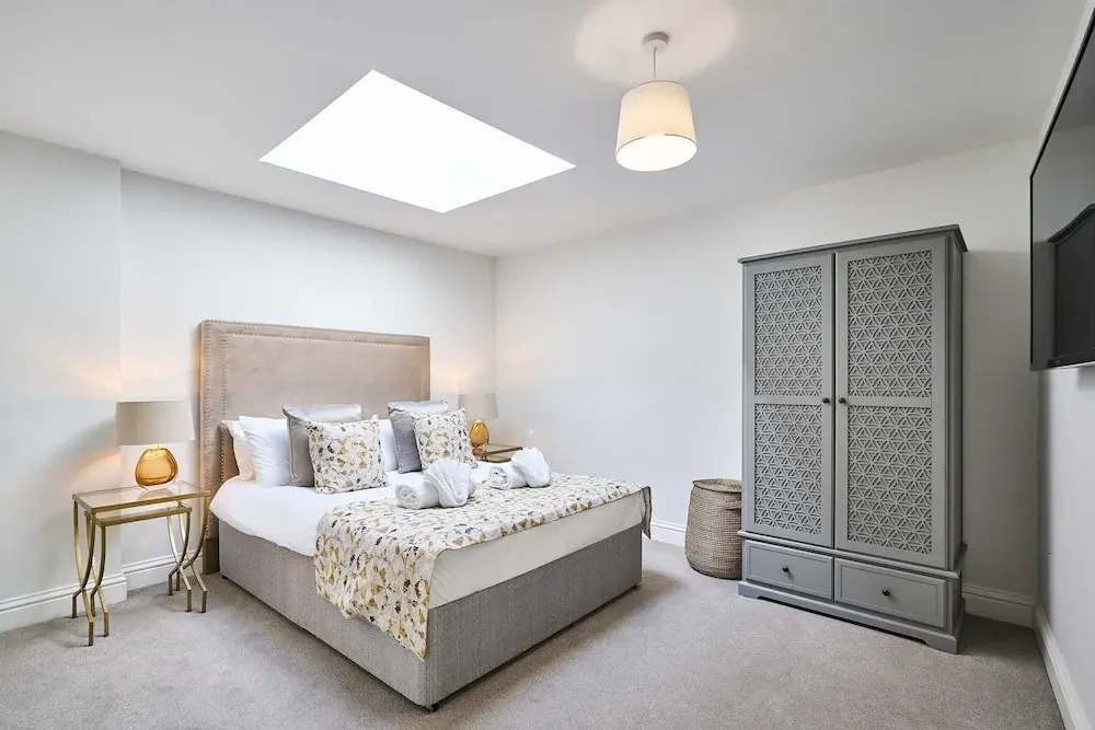 Host Stay Albert House