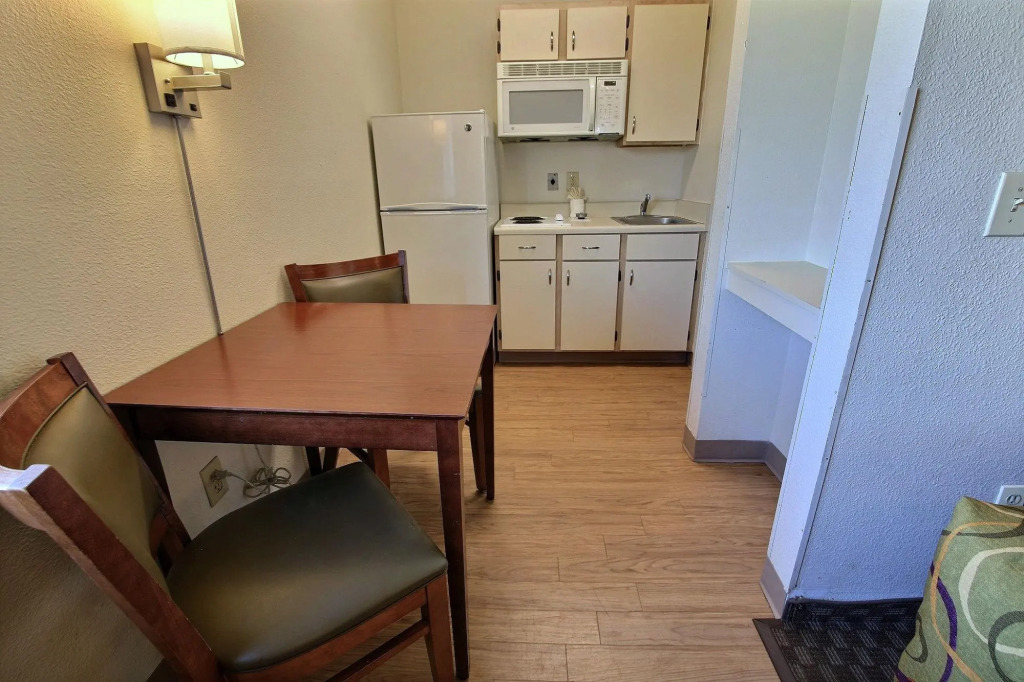 InTown Suites Extended Stay Chesapeake VA - I-64 Crossways Blvd