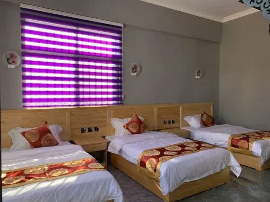 Ruili Zhuyunxuan Apartment