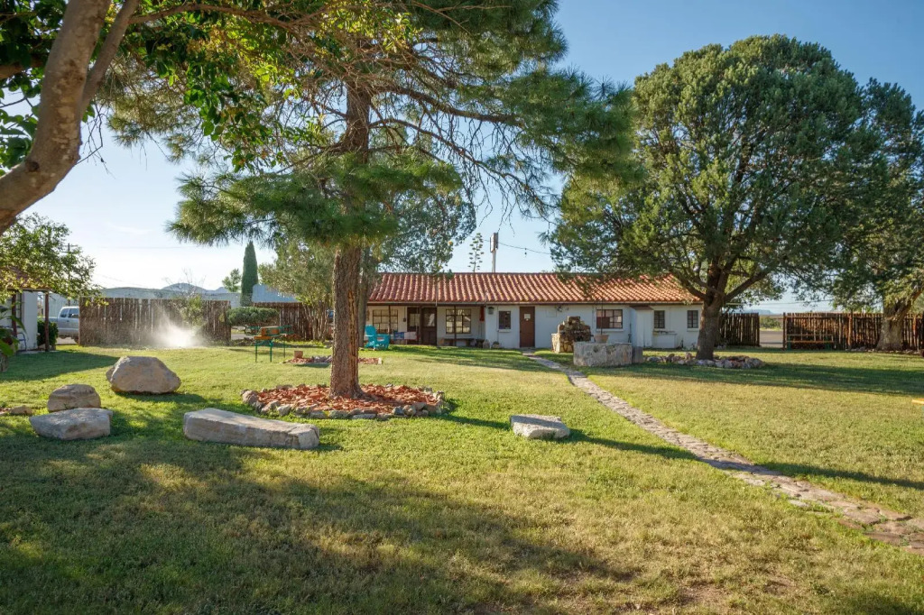 Antelope Lodge