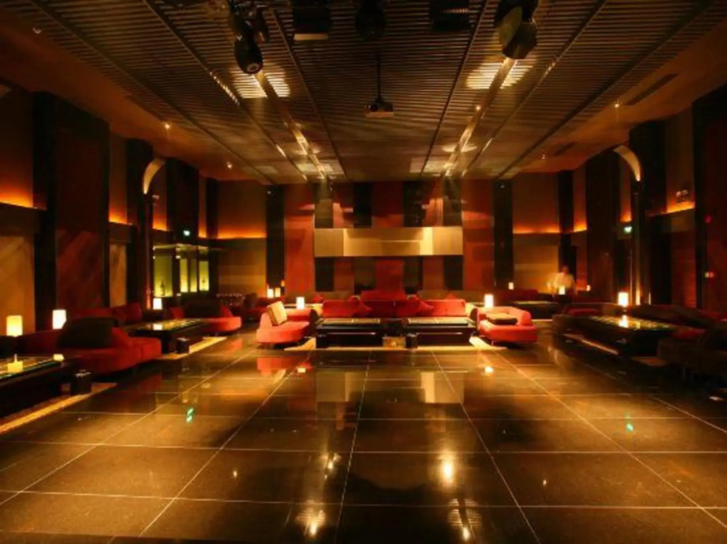 Wenhua Hotel