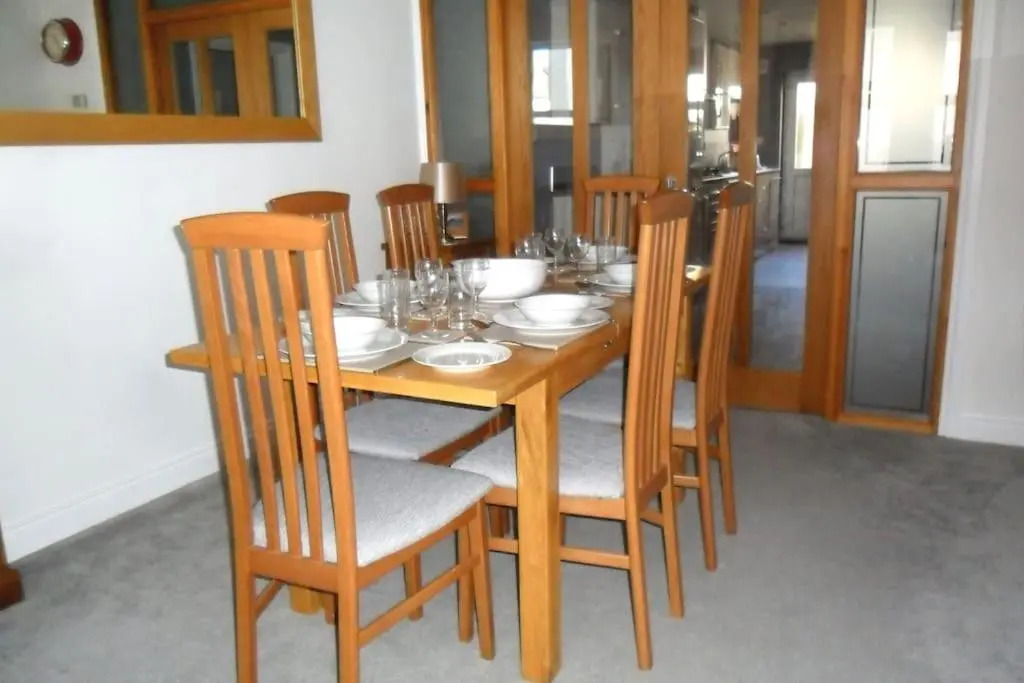 NEW for 2022 season. Superb Victorian Townhouse
