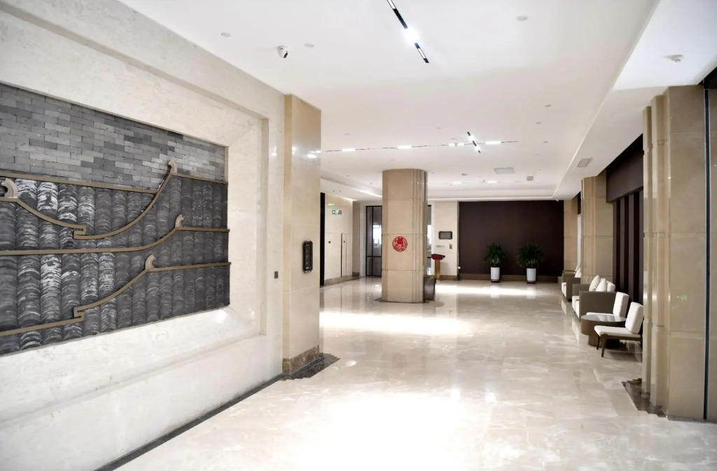 Ding Zhou International Hotel