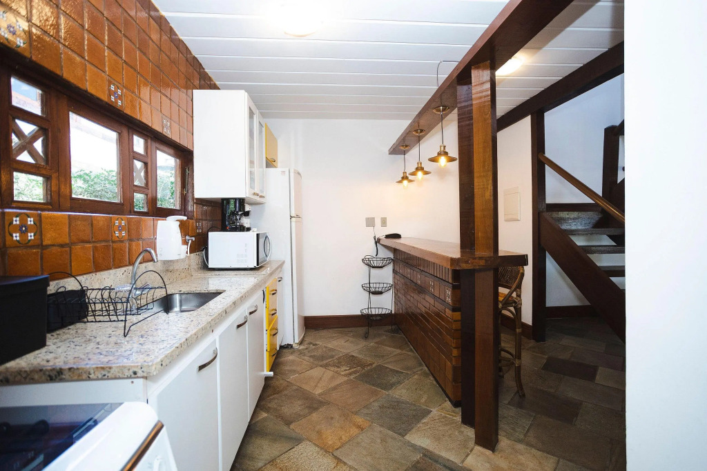 Casa Em Búzios Com 3 Suítes | Vf 07