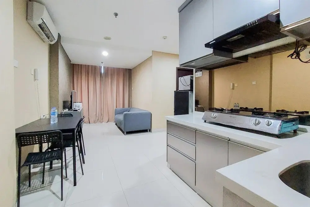 Stunning And Spacious 2Br Brooklyn Alam Sutera Apartment