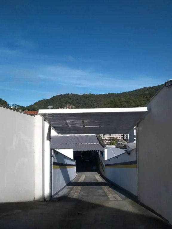 Apartamento novo luxuoso próximo a rua de lazer