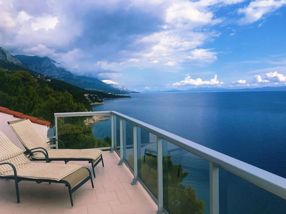 Abuelas Beach House