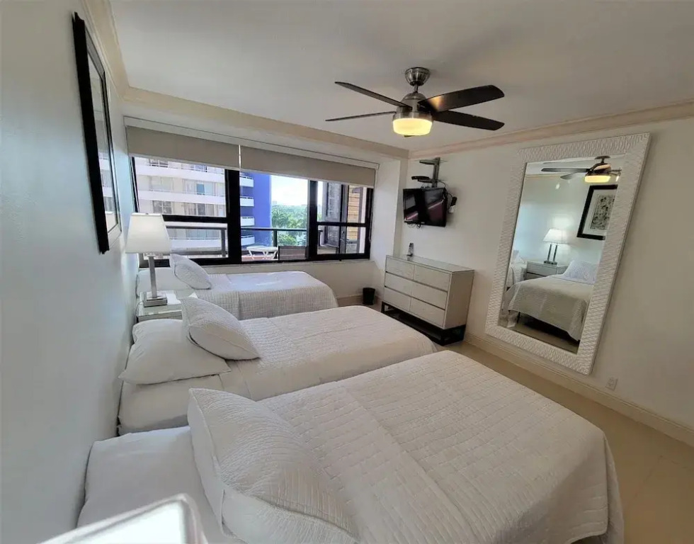 Alexander 81921 6 Bedroom Apts