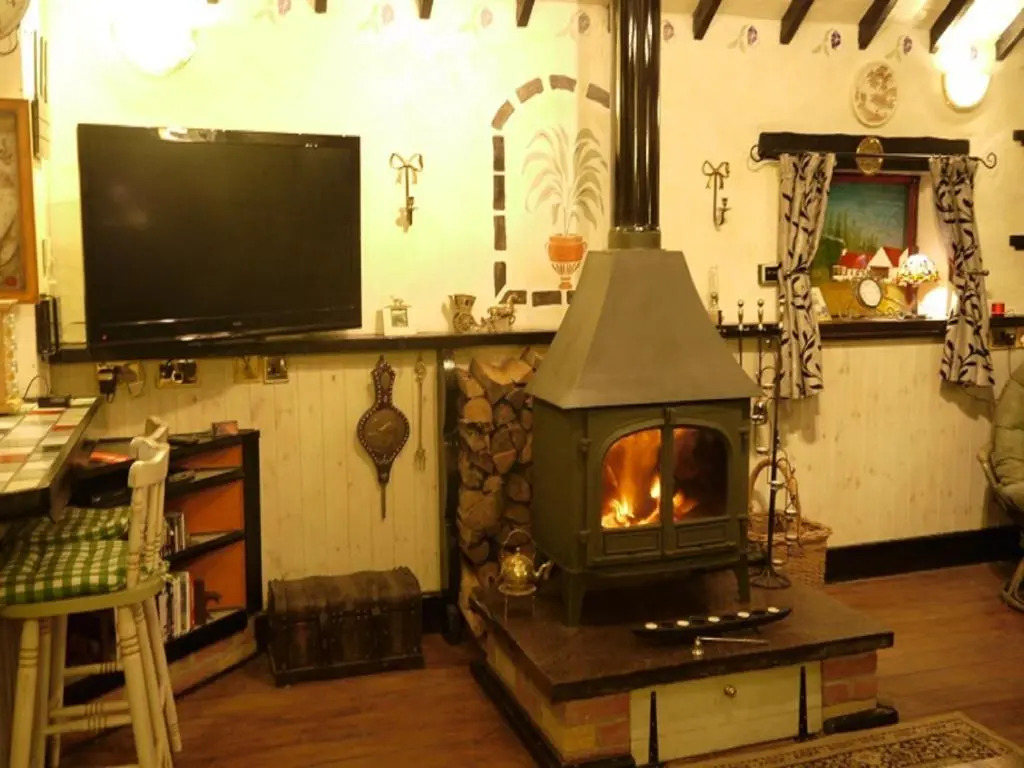 The Old Tea Shop