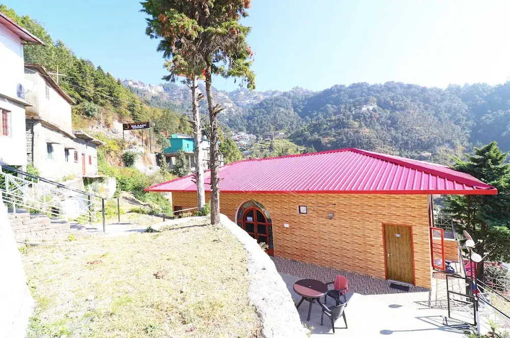 OYO 24137 Hotel Himalayan Village