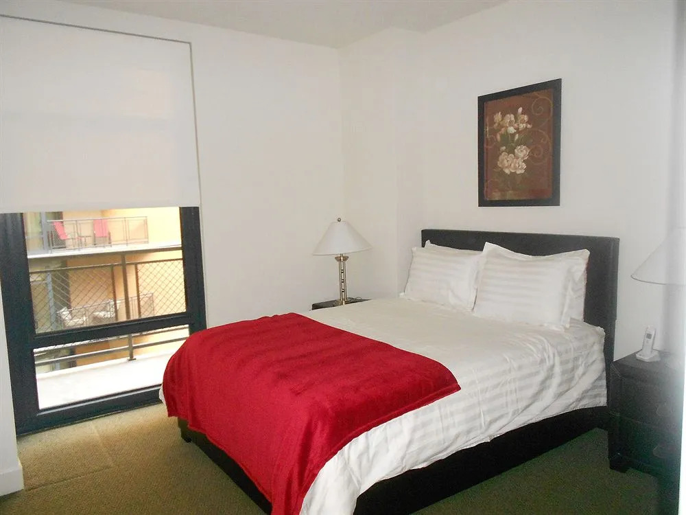 Luxy Suites Grand