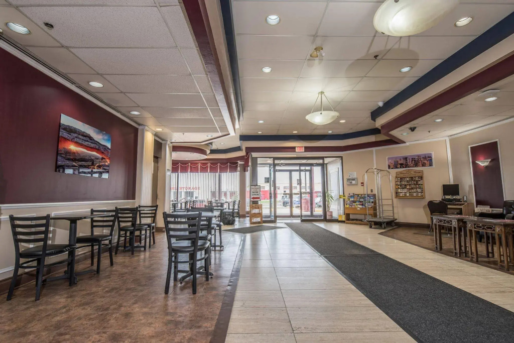 Argyll Plaza Hotel