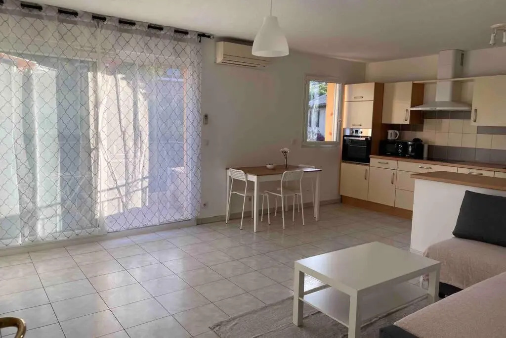 Private apartment for 4 people