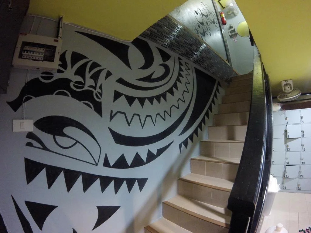 Coma Hostel and Travel Agency(โคมา เลาจน์ แอนด์ โฮสเทล)