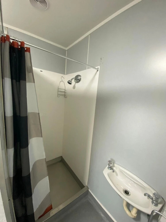 Airport B&B